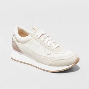 Universal Thread -  Women's Casual Sneakers Size 6.5